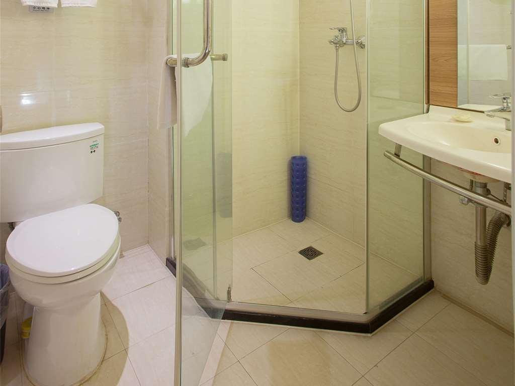 Ibis Luoyang Hi Tech Dev Zone Hotell Rum bild
